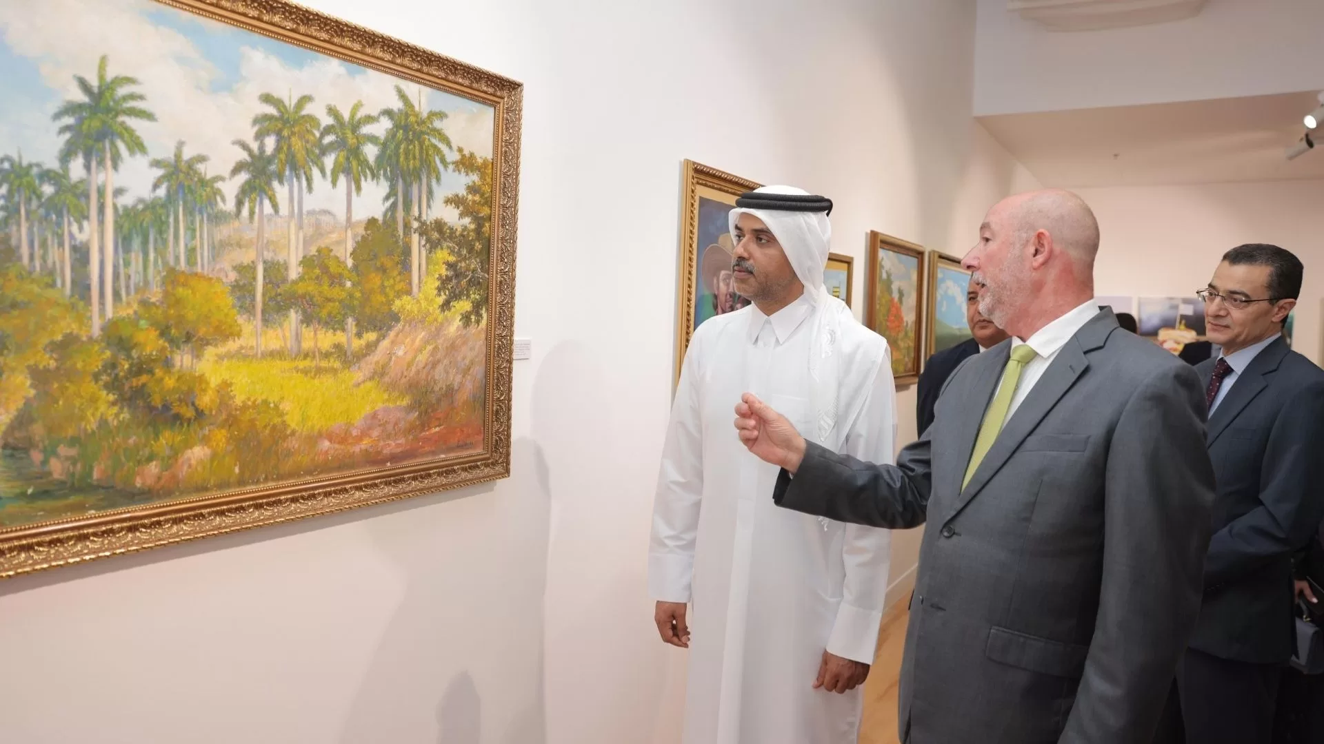 Festival Cultural da América Latina e Caribe em Katara promove intercâmbio cultural e fortalece relações diplomáticas entre Catar e nações latino-americanas através de arte e música.